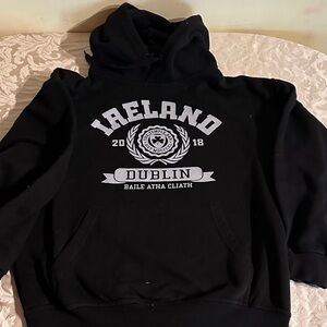 Black Ireland Dublin Hoodie Temple Bar